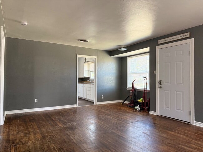 Photo - Steps from Beautiful  Park, Bonus Room & Central Lubbock Living!