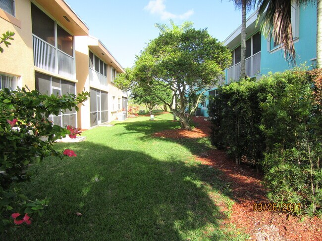 Photo - 2651 SE 19th Ct