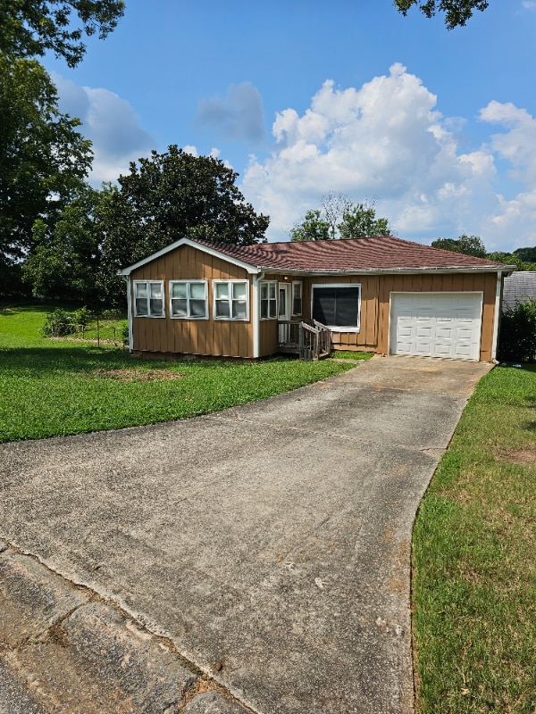 Photo - 2049 Nancy Cir