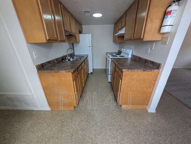 Photo - 12813 Dunes Rd SE Unit A