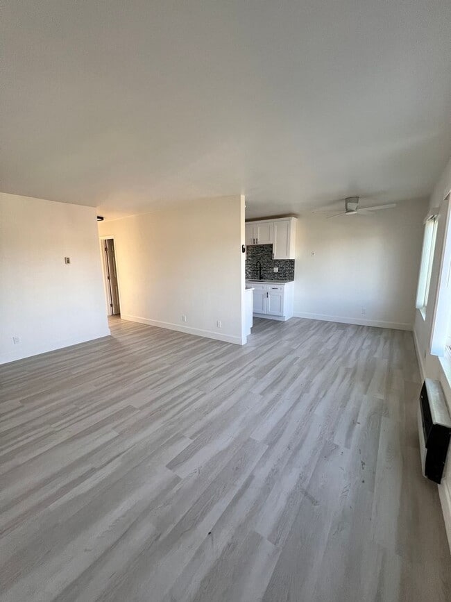 Photo - Village Green 92