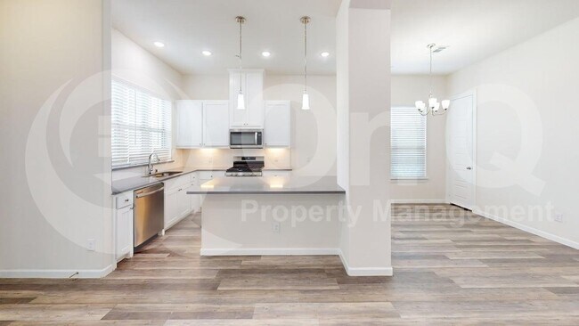 Photo - 16184 Doe Lk Dr