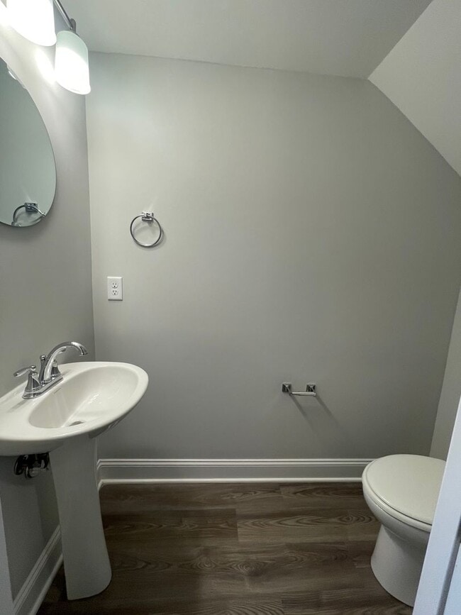 Photo - 3 Bedrooms, 2.5 Baths 2-story townhome