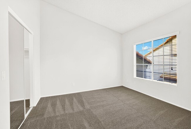 Murrieta Meadows Apartments