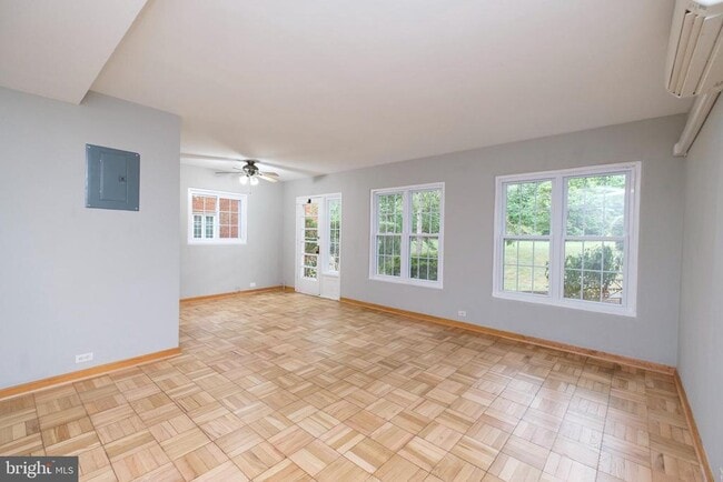Photo - 3117 Ravensworth Pl