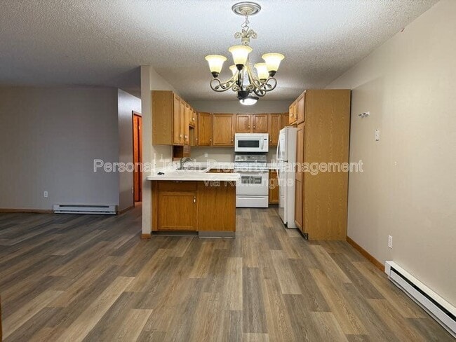 Photo - 2736-33 1/2 33 1/2 Ave S