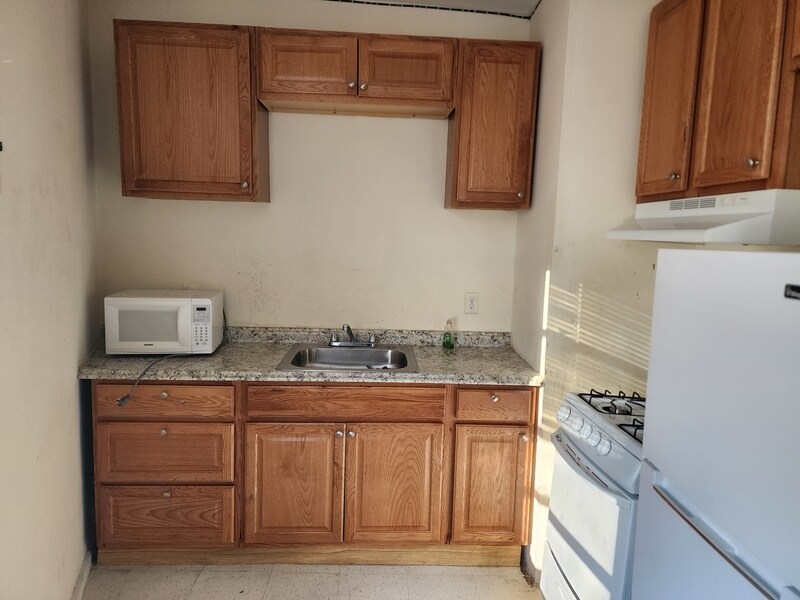 Photo - 86 Academy St