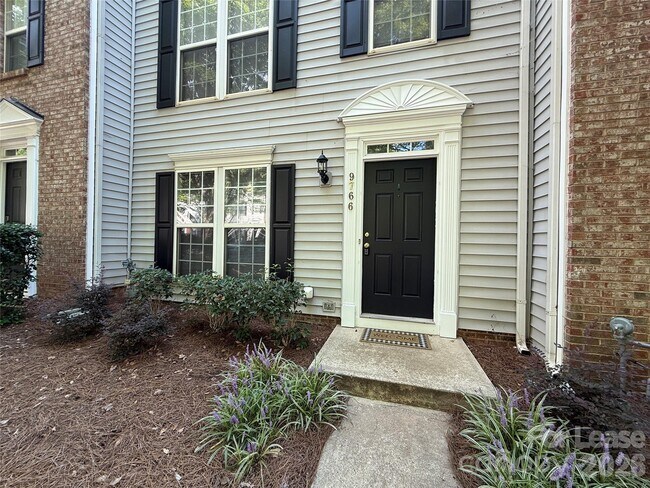 Photo - 9766 Blossom Hill Dr
