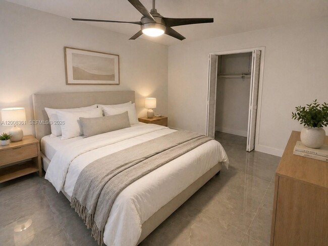 Building Photo - 4281 Riverside Dr Unit 3