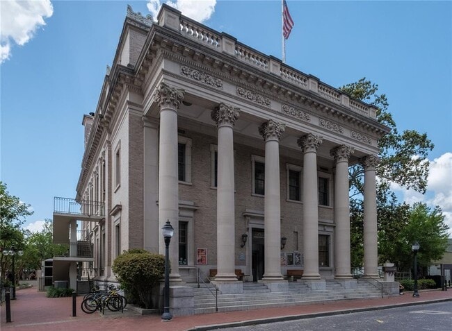 Photo - 813 SE 6th Ave