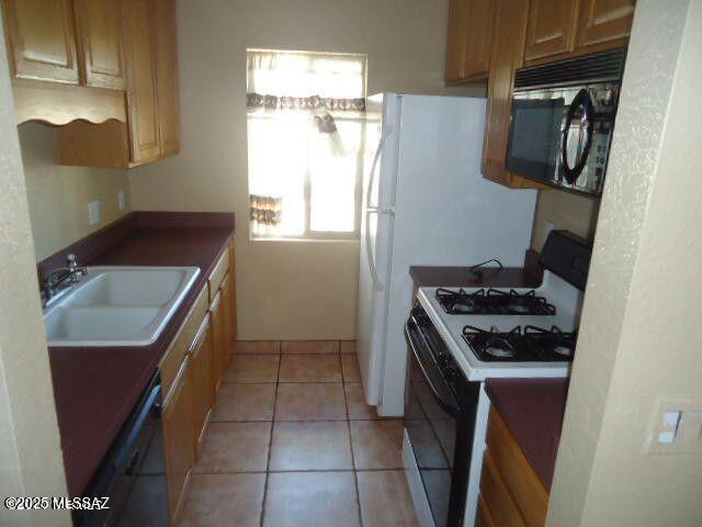 Photo - 820 S Langley Ave Unit # 204