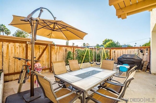 Photo - 1651 S Juniper St