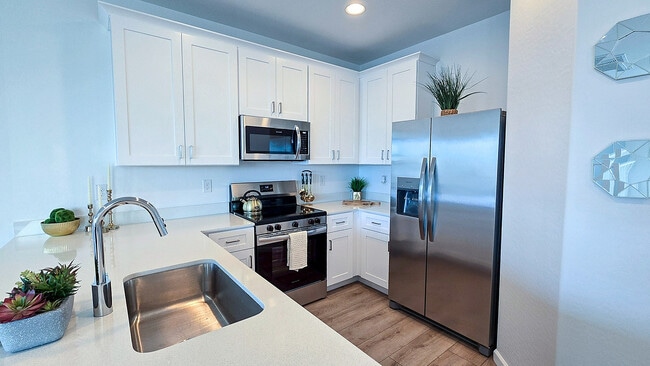 Rev3 Encanto West - Rev3 Encanto West