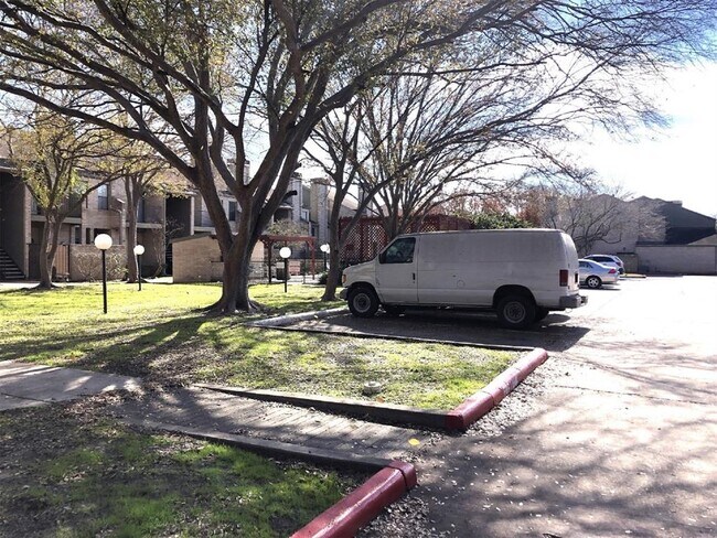 Photo - 10811 Richmond Ave. Unit 110