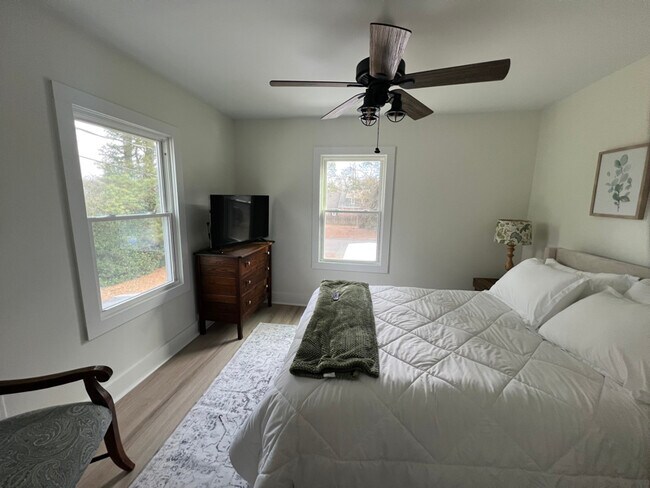 Photo - 506 S Spring Ave