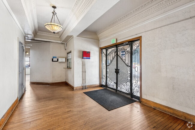 Waldorf Apartments