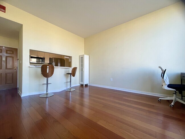 Photo - 127 Greyrock Pl Unit APT PL4