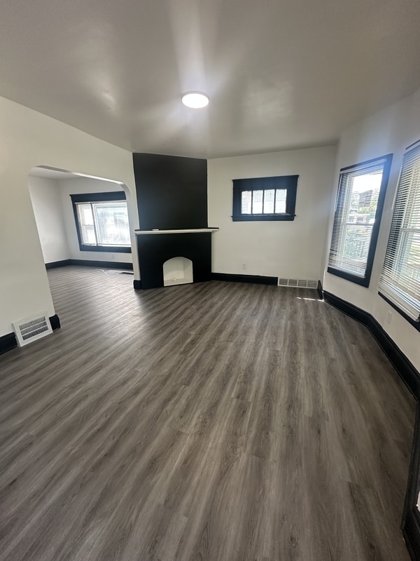 Photo - 11320 Durant Ave