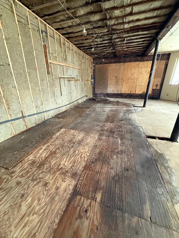 Photo - 2394 W 3rd St