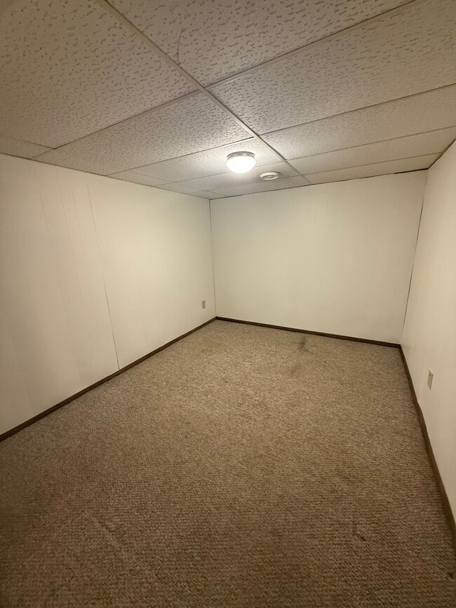 Photo - 533 W Cherry St