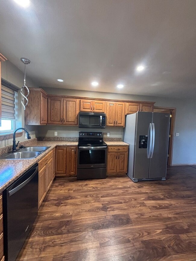 Photo - For Rent – 3 Bedroom | 1 Bathroom | Fully Fenced Yard