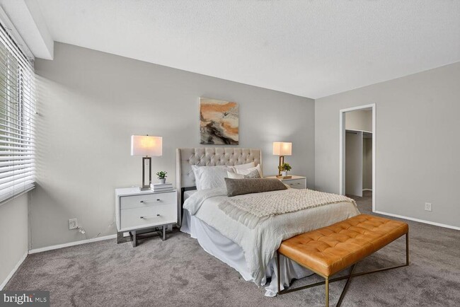 Photo - 4515 Willard Ave Unit 1112S