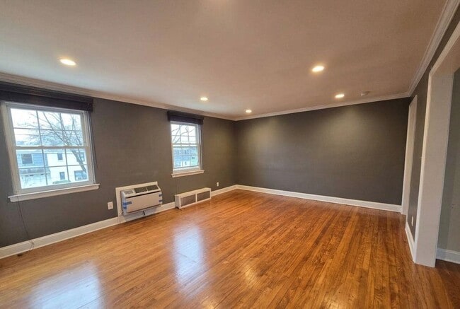 Photo - 112 Darwin Ave Unit 27