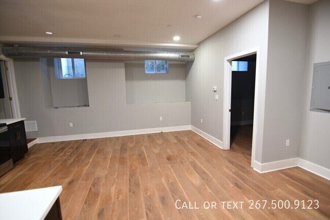 Photo - 1523 W Girard Ave Unit B1