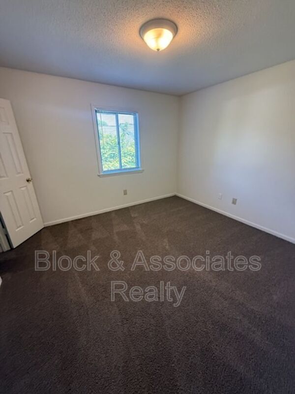 Photo - 605 Sunset Ave Unit Apt 6