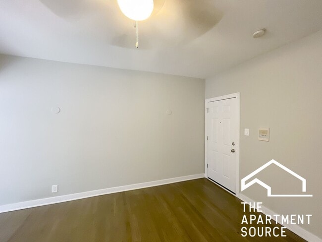 Photo - 432 W Surf St Unit 310