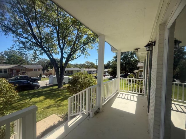 Photo - 2821 Galesburg Dr