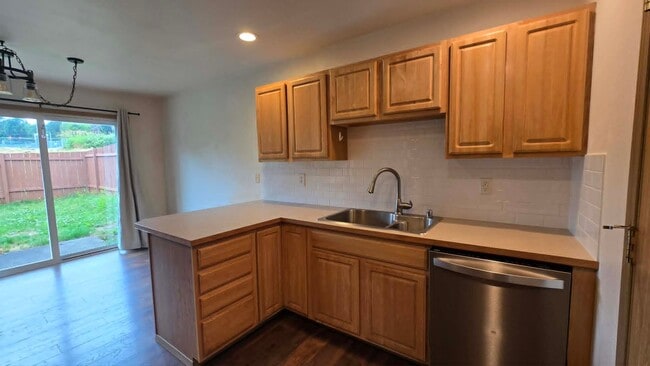 Photo - 7604-7604 109th St Ct E Unidad 7604