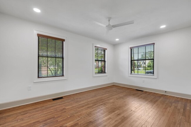 Photo - 1504 Isabel Ct Unit # 2