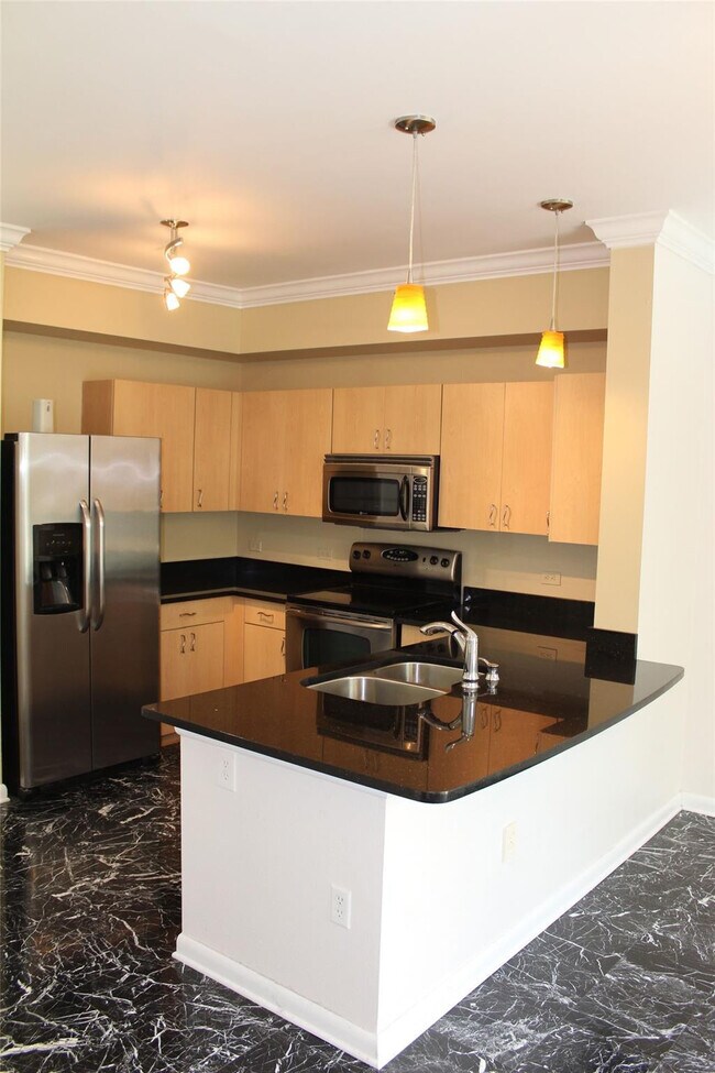 Photo - 533 NE 3rd Ave Unit 336