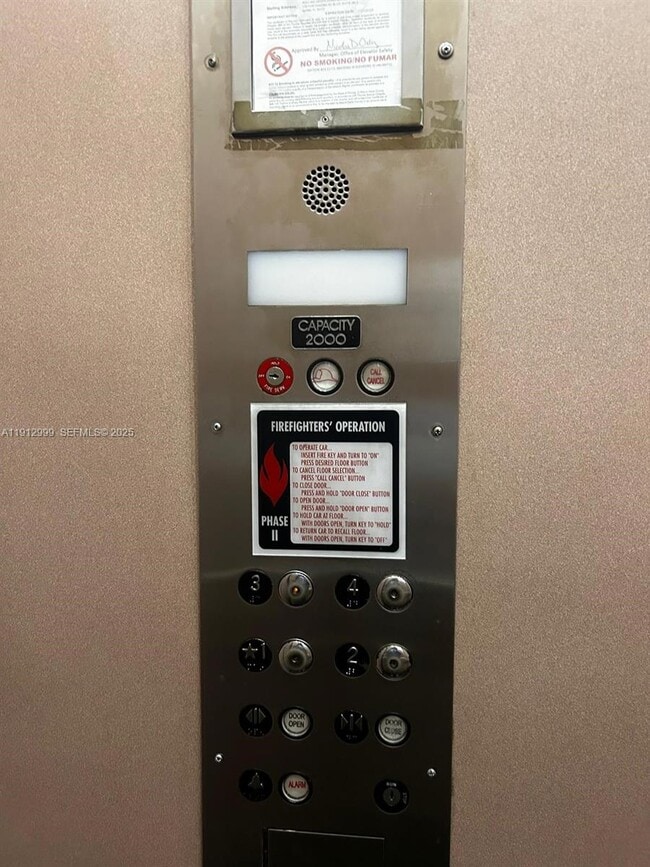 Building Photo - 1501 NE 191st St Unit C303