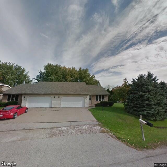Building Photo - 2220-2 Skylark Dr