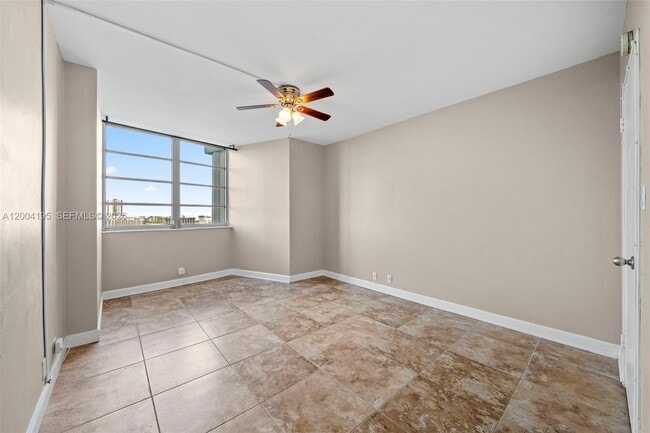 Photo - 3301 NE 5th Ave Unit 1101