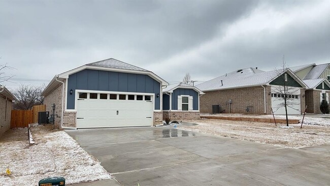 Photo - 4308 NE 123rd St