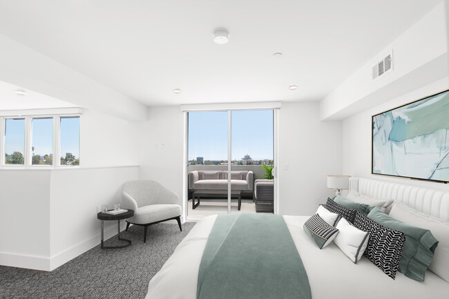 2BD, 2BA Loft (Unit 504) Bedroom 2