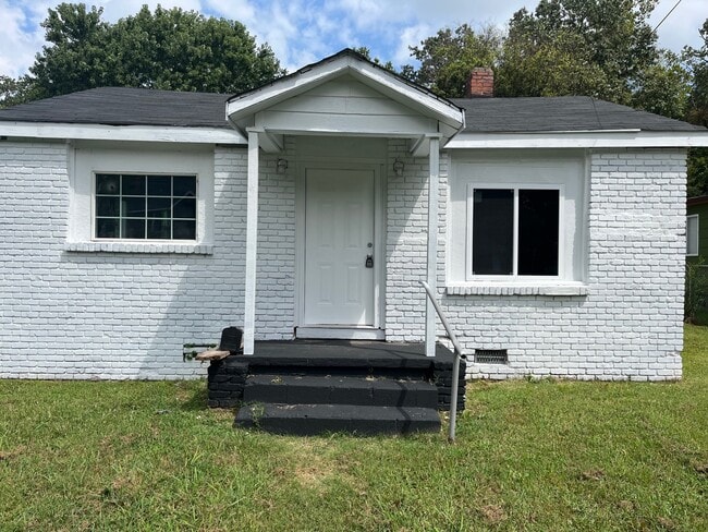 Building Photo - 611 Belle Vista Ave Rental