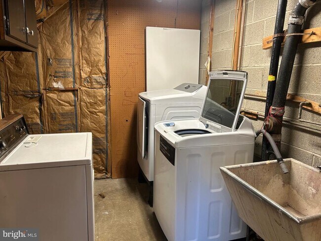 Photo - 13133 Putnam Cir