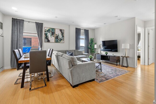 Photo - 601 Albany St Unit ID1240336P