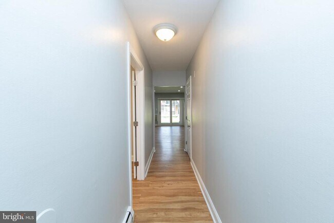 Photo - 1011 Garnet Dr