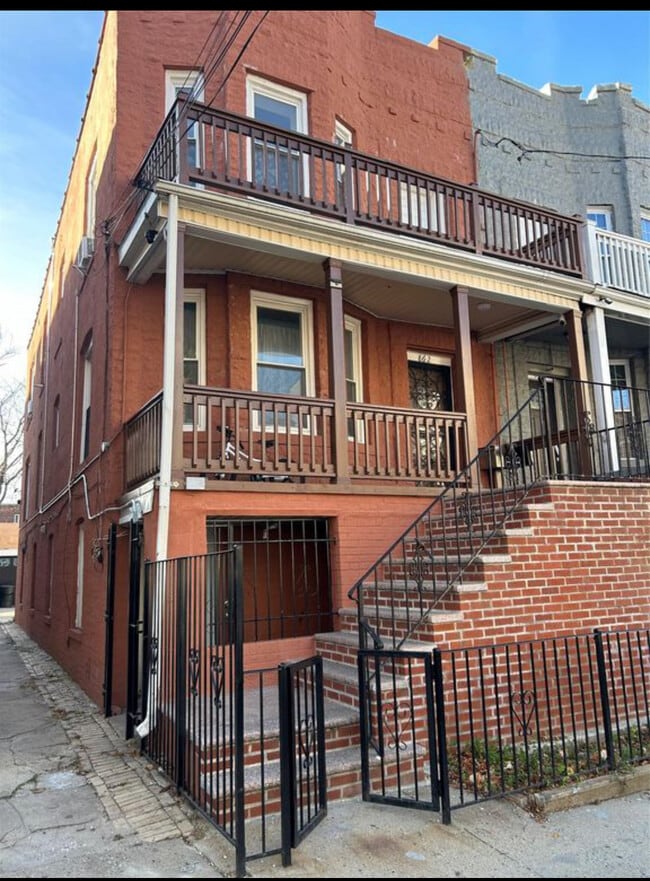 Building Photo - 862 E 217th St Unit 2 Rental