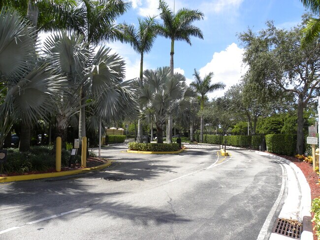 Photo - 761 N Pine Island Rd Unit 107