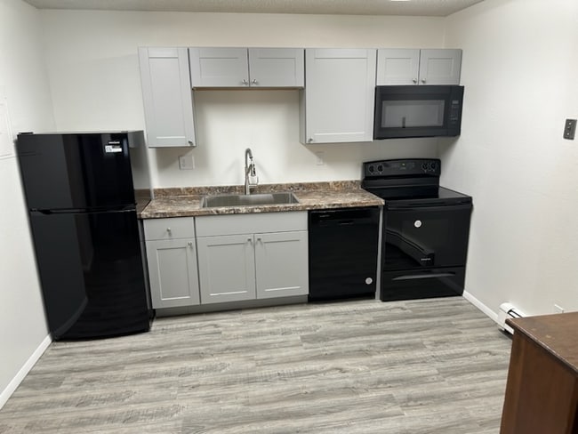 Building Photo - 303 S Grant St Unit 303 / 2 Br Rental