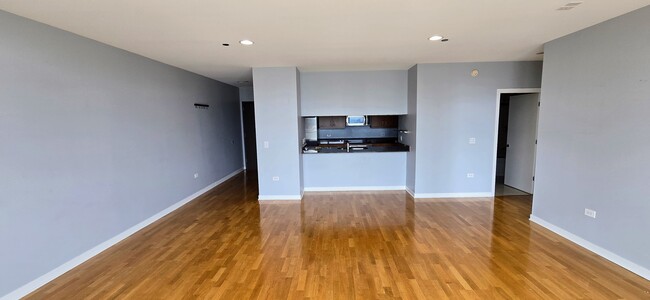 Photo - 737 W Washington Blvd Condo Unit 3002