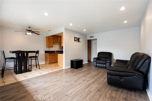 Photo - 1450 W Lambert Rd Unidad 366