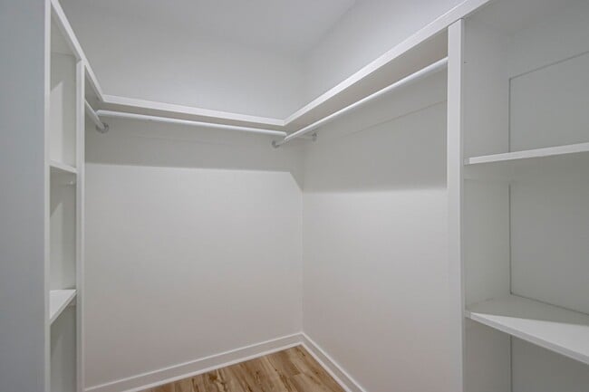 Photo - Large Open-Concept 4 Bedroom with Stunning Pond Views!