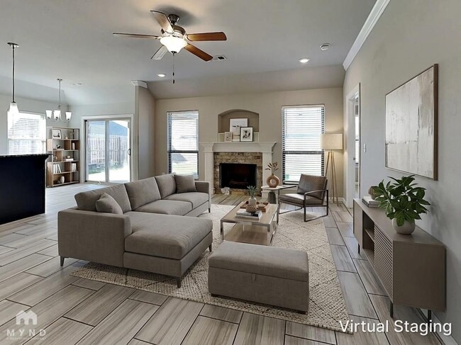 Photo - 480 Holly St